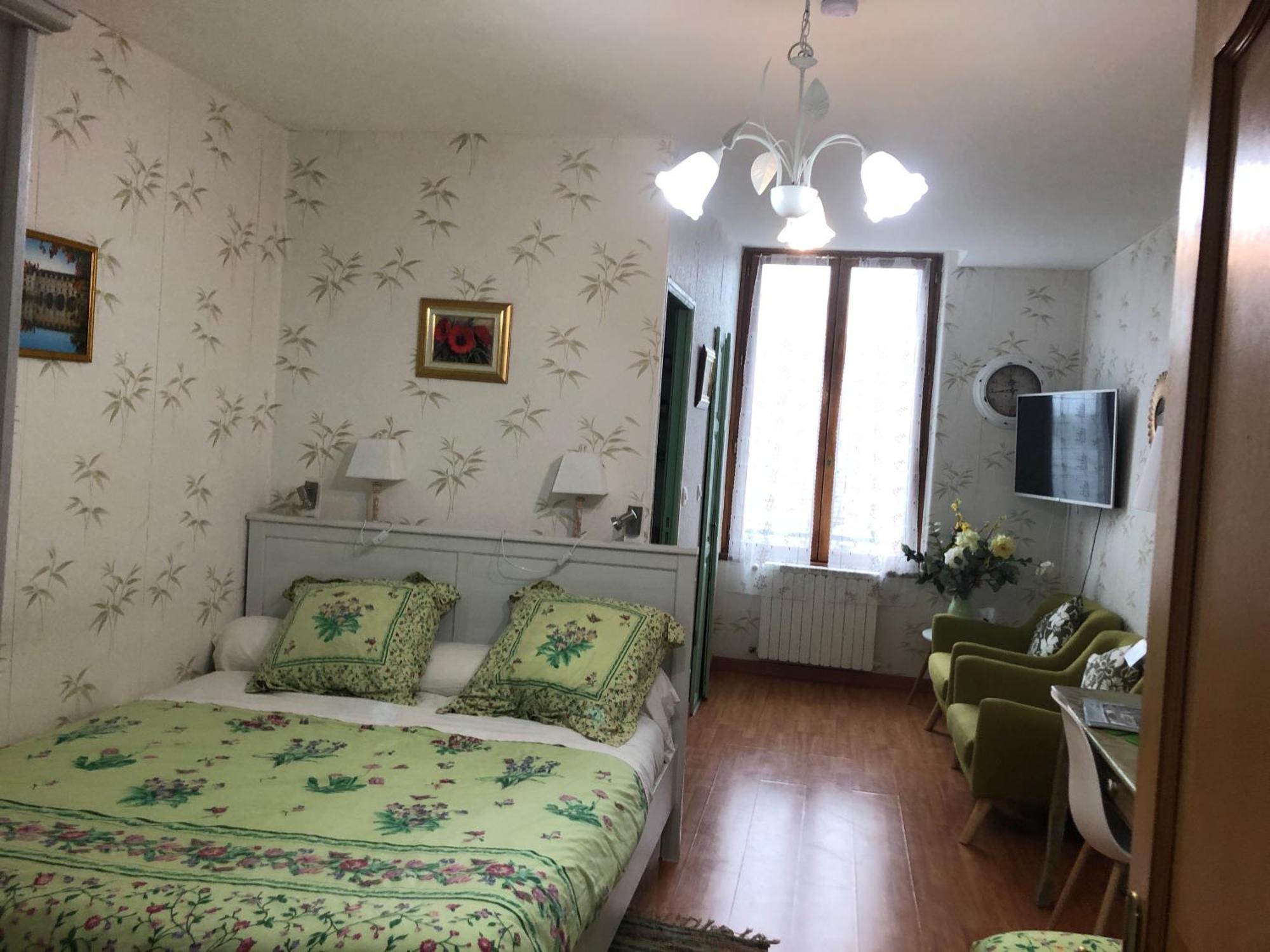 L'Eclipse Bed & Breakfast Saint-Nicolas-des-Motets Room photo